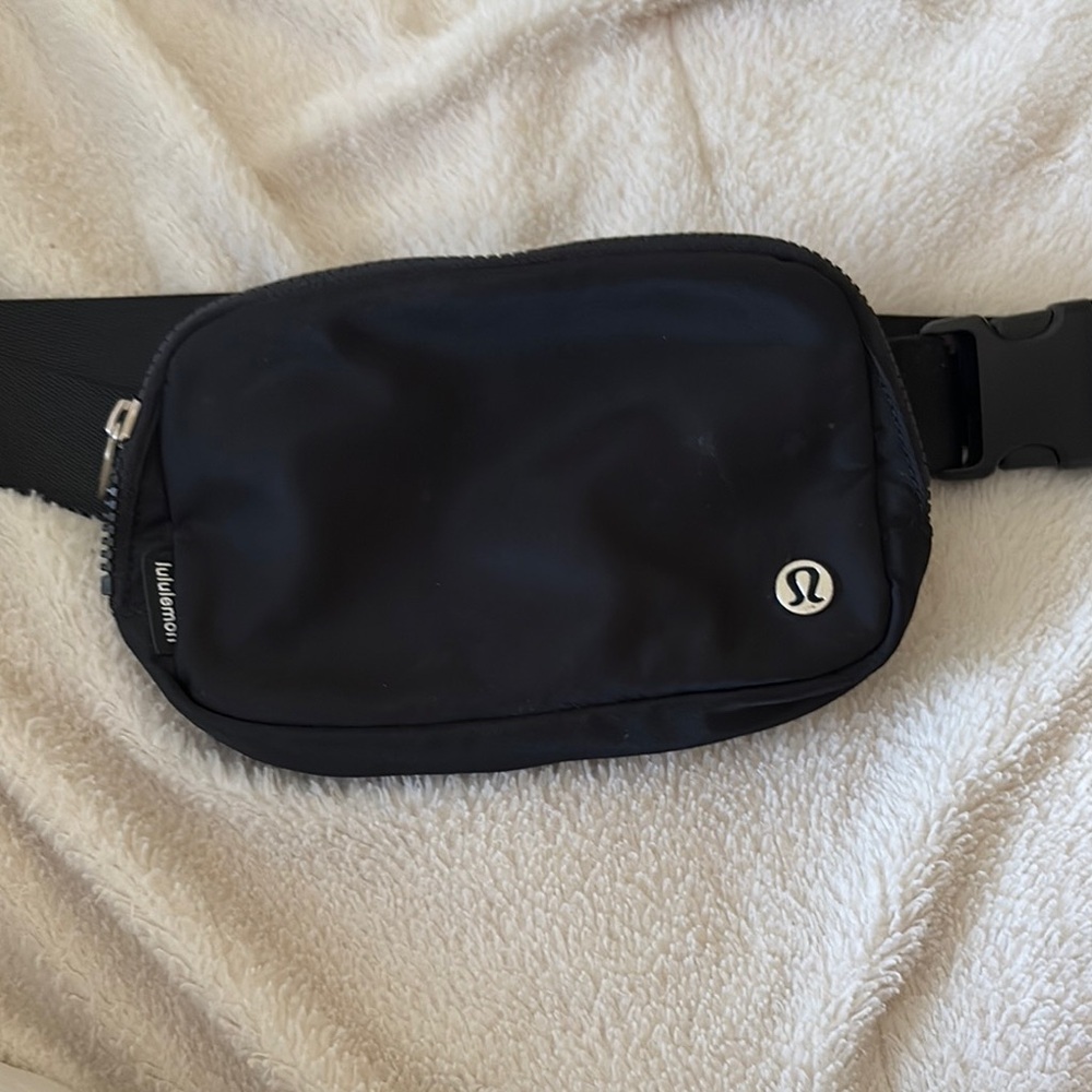 lululemon athletica Black Belt Bag